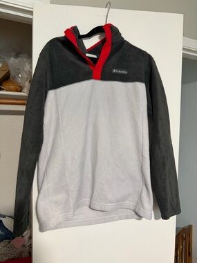 Columbia Gray, Black & Red Fleece Pullover